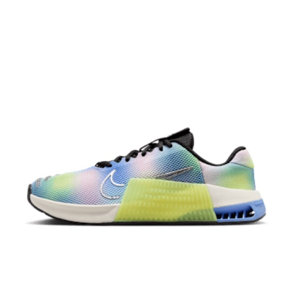 Nike Women’s Metcon 9 SE Training Shoe size 8